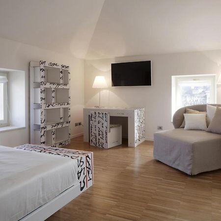 Santa Cesarea Residence Luxury Suite - La Vetta Del Sasso Barisano Матера Екстериор снимка